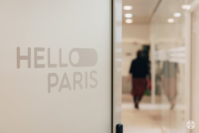 Hello Paris