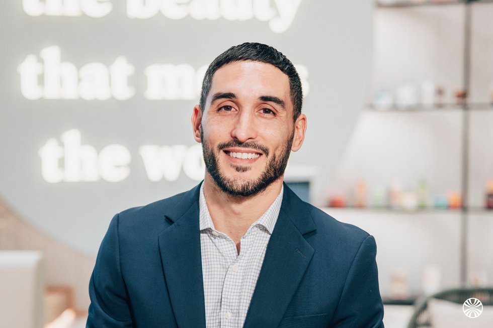 Rencontrez Cédric, Responsable Compte Clé - L'Oréal Groupe