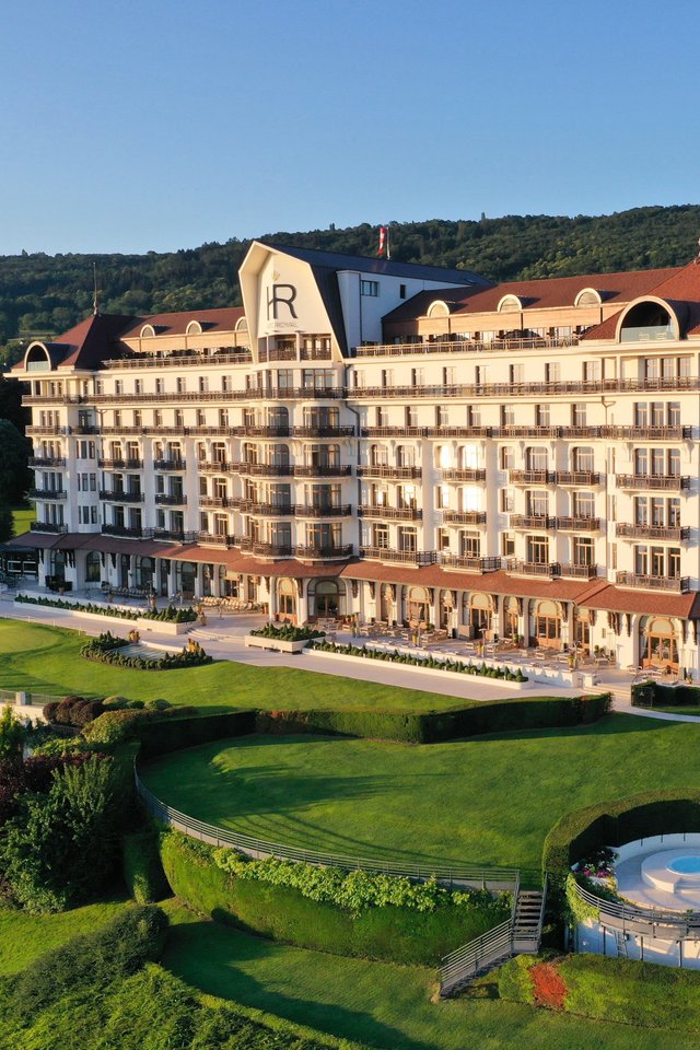 Evian Resort