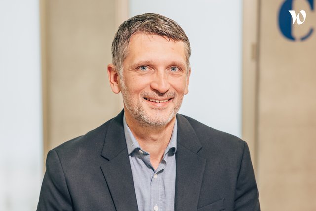 Rencontrez Cédric, DRH - HEC Paris